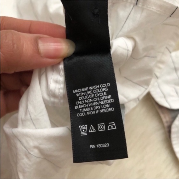 Kenneth Cole Pinstriped Buttondown - Picture 5 of 6